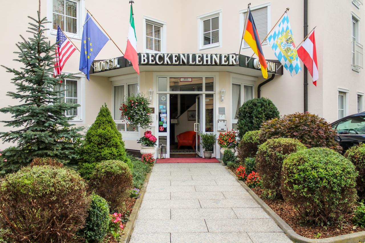 Boutique Hotel Beckenlehner Unterhaching Exterior photo